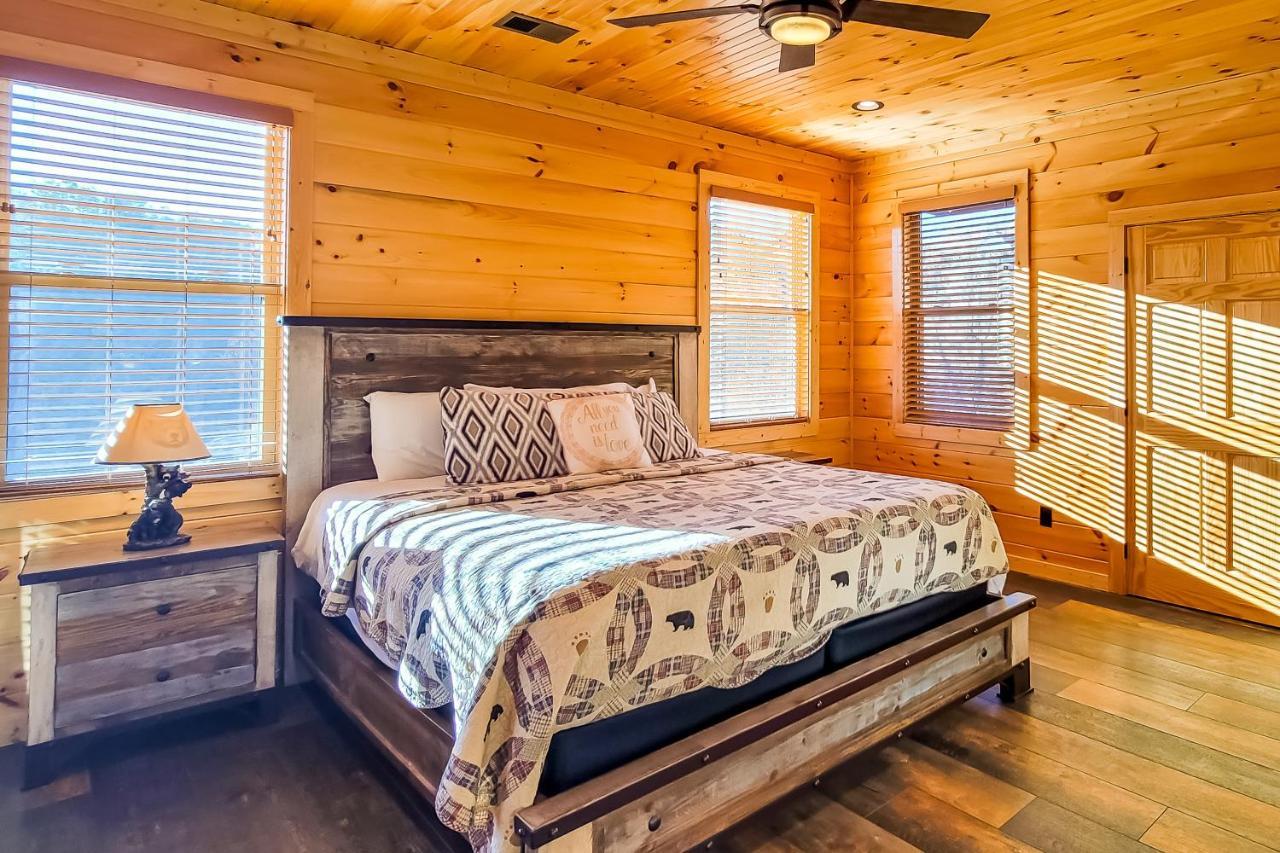 3 Lazy Bears Chalet Gatlinburg Esterno foto
