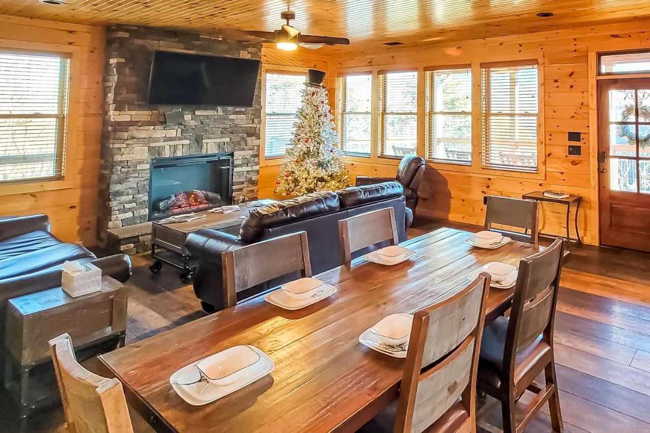 3 Lazy Bears Chalet Gatlinburg Esterno foto