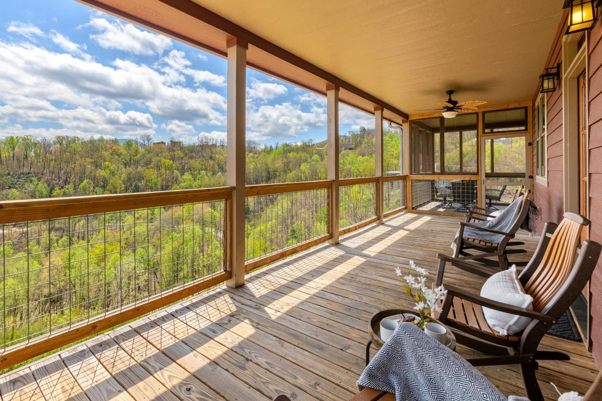 3 Lazy Bears Chalet Gatlinburg Esterno foto