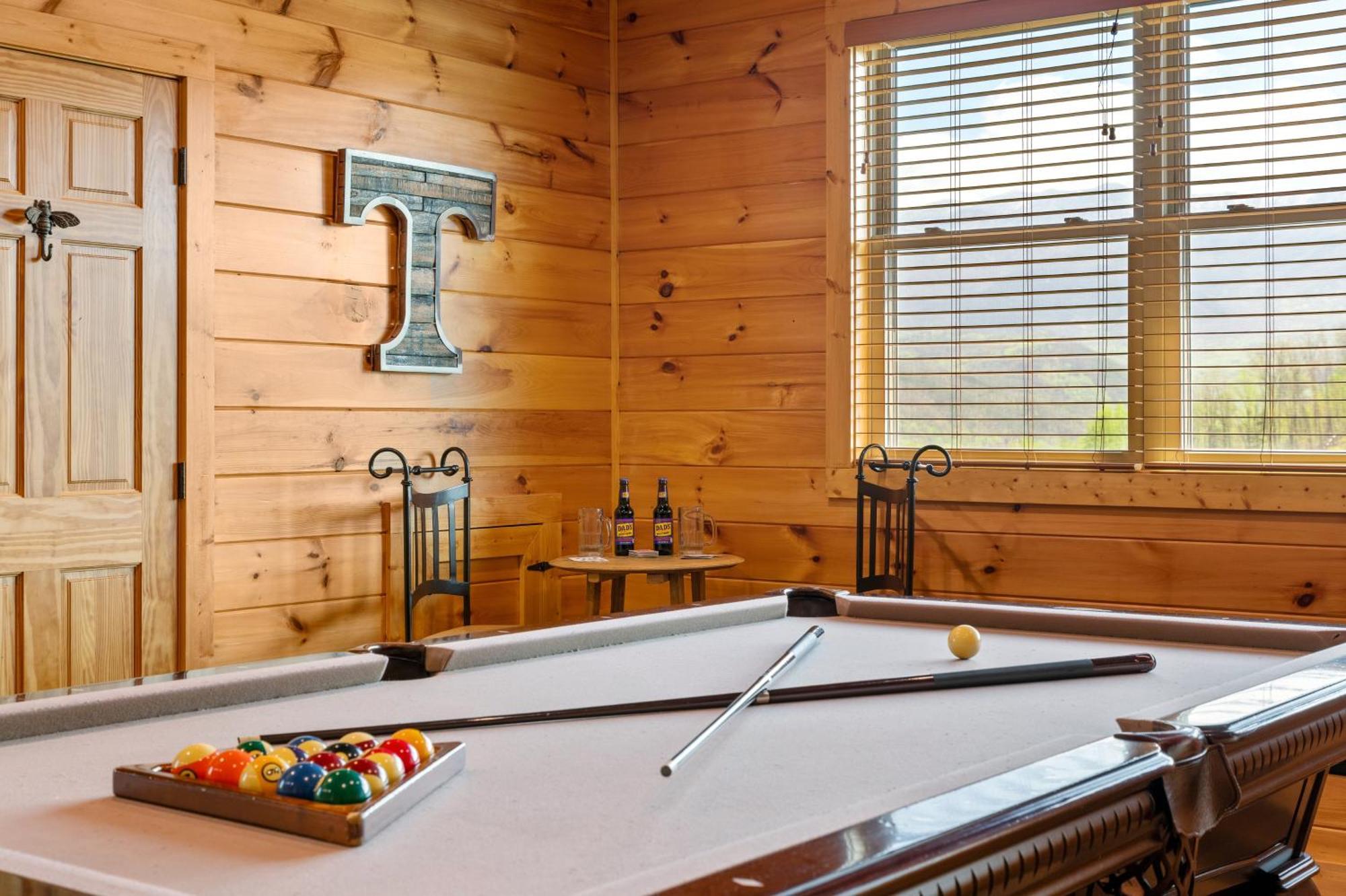 3 Lazy Bears Chalet Gatlinburg Esterno foto
