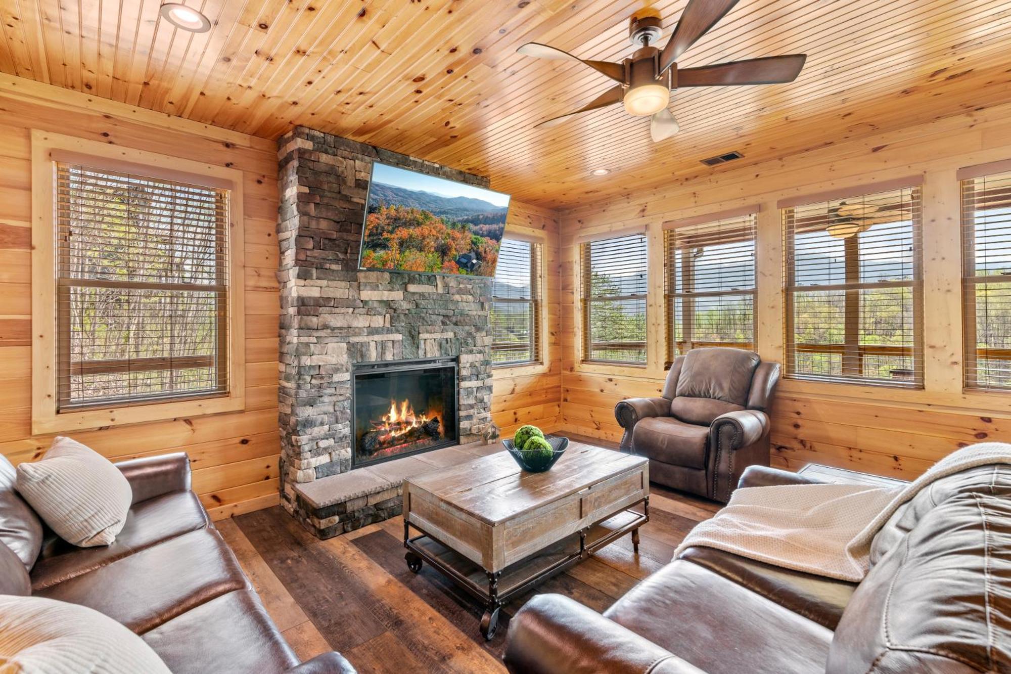 3 Lazy Bears Chalet Gatlinburg Esterno foto